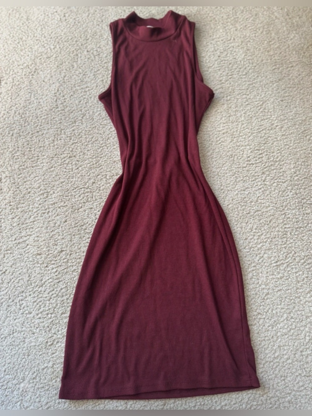 Charlotte Russe Sleeveless Ribbed Burgundy Midi Dress